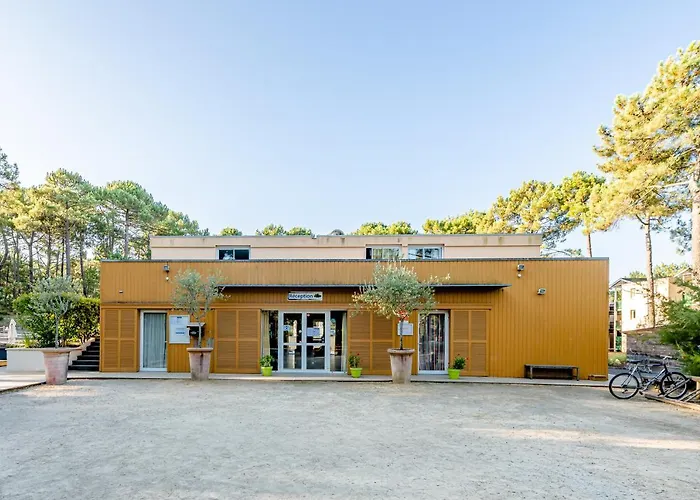 Pierre & Vacances Residence Les Grands Pins